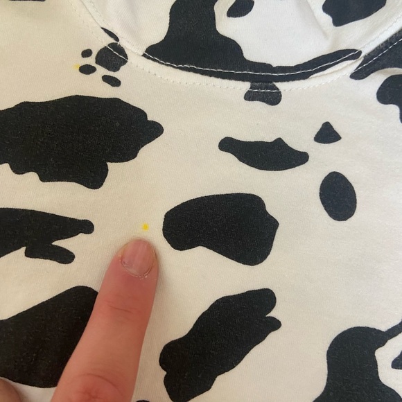 Cow print turtleneck - Picture 3 of 3